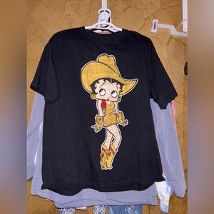 Black t-shirt with Betty boop!!!!!!!!!!!!